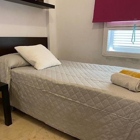 Castilleja , Casa-Apartamento Cerca Centro Sevilla Wifi Familias Trabajo Garaje Castilleja de la Cuesta Dış mekan fotoğraf
