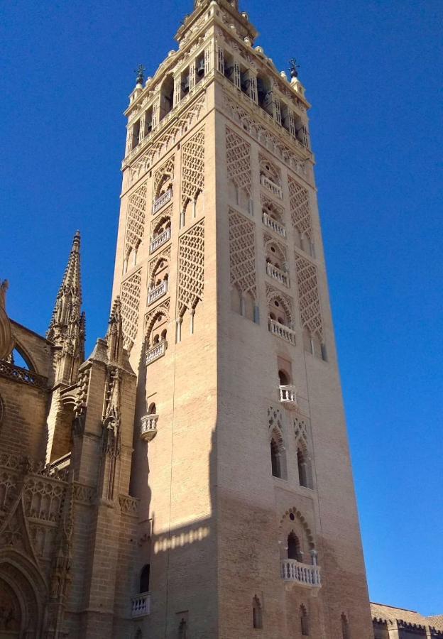 Castilleja , Casa-Apartamento Cerca Centro Sevilla Wifi Familias Trabajo Garaje Castilleja de la Cuesta Dış mekan fotoğraf