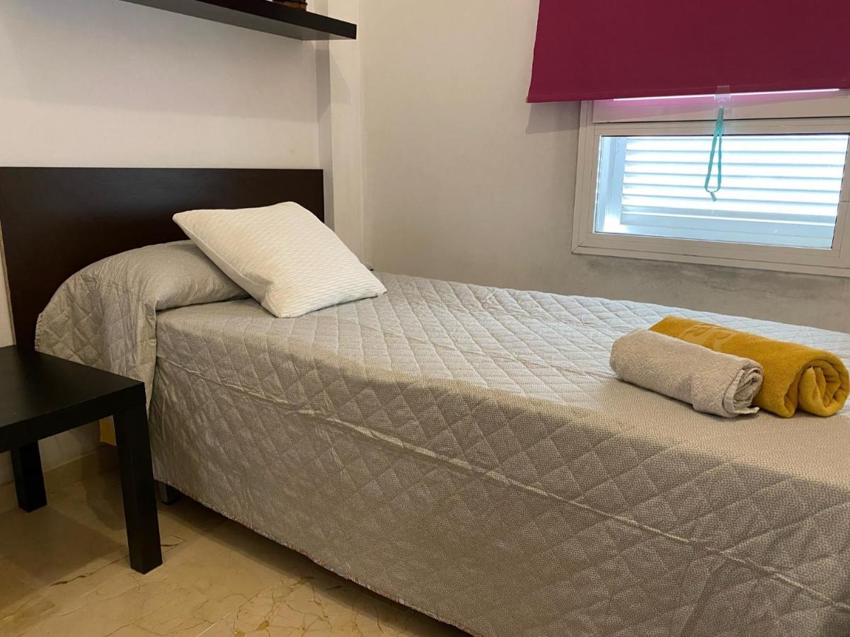 Castilleja , Casa-Apartamento Cerca Centro Sevilla Wifi Familias Trabajo Garaje Castilleja de la Cuesta Dış mekan fotoğraf