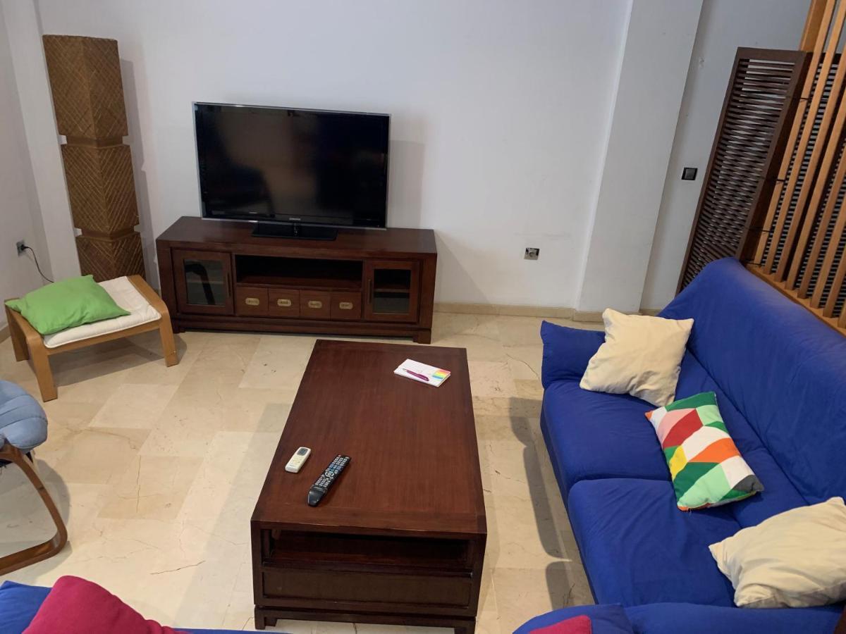 Castilleja , Casa-Apartamento Cerca Centro Sevilla Wifi Familias Trabajo Garaje Castilleja de la Cuesta Dış mekan fotoğraf